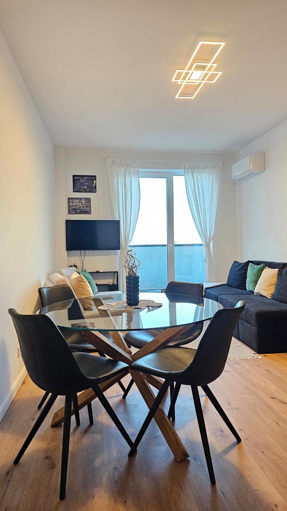 Apartment Cozy Urban Heaven With Dedicated Parking Spot Sofia