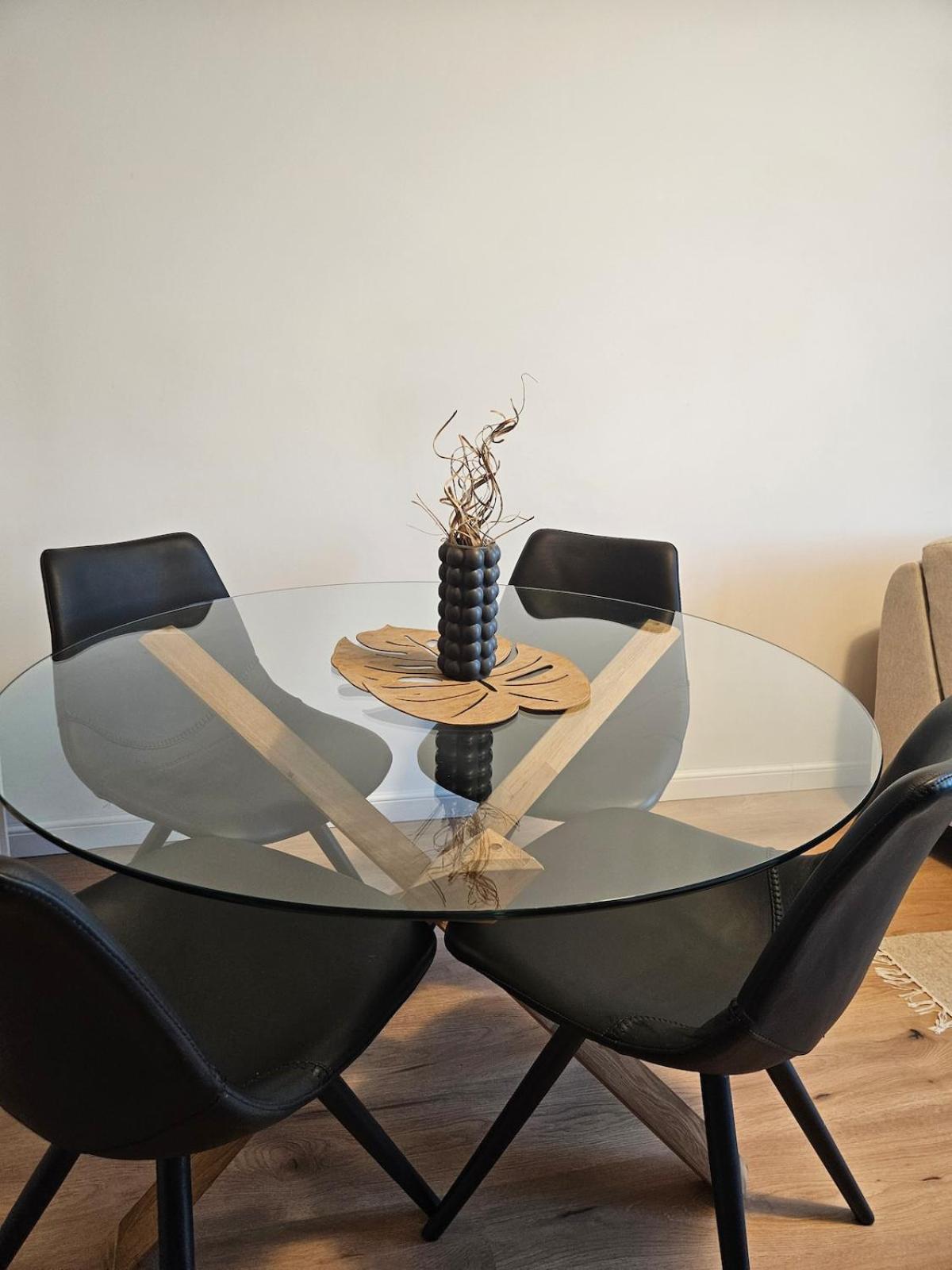 Cozy Urban Heaven With Dedicated Parking Spot Apartment *