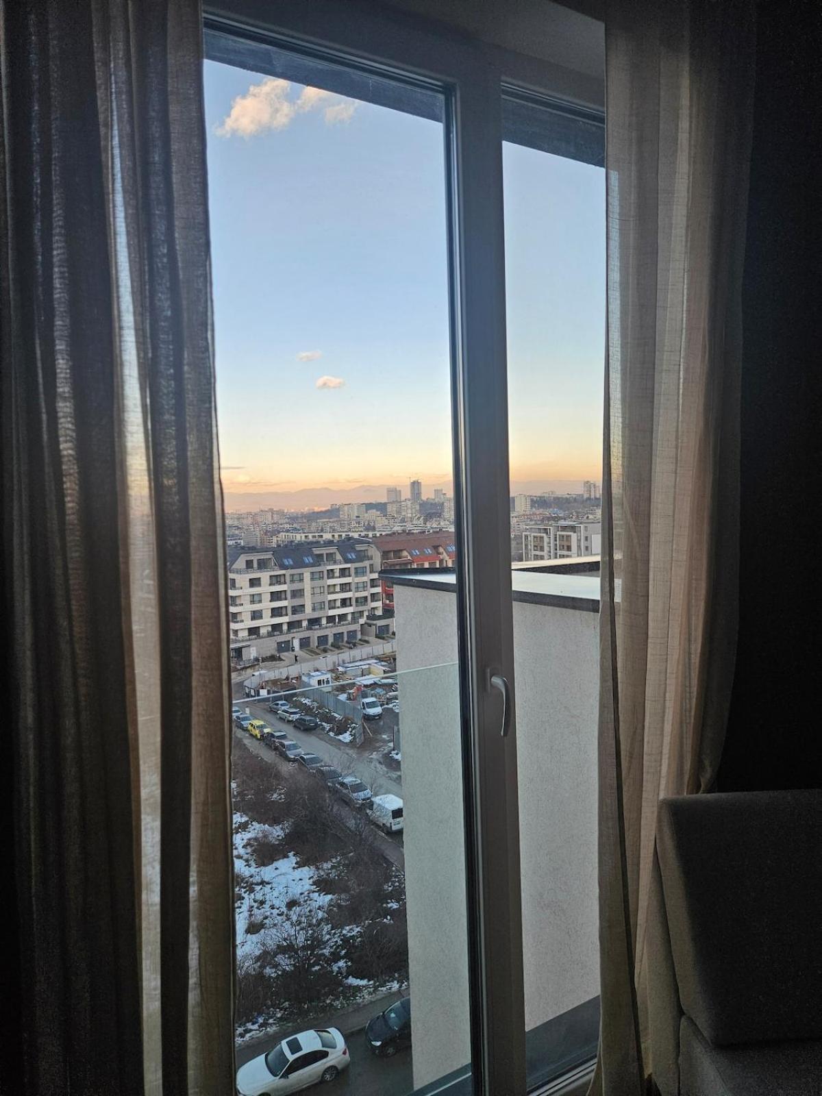 Apartment Cozy Urban Heaven With Dedicated Parking Spot Sofia